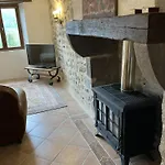 Maison De Varennes بيت للعطل *
